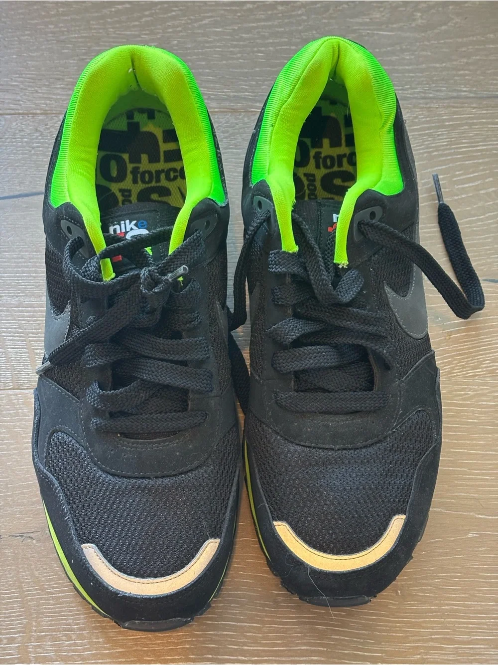 Nike Men’s Black Sneakers with Neon Green Lining